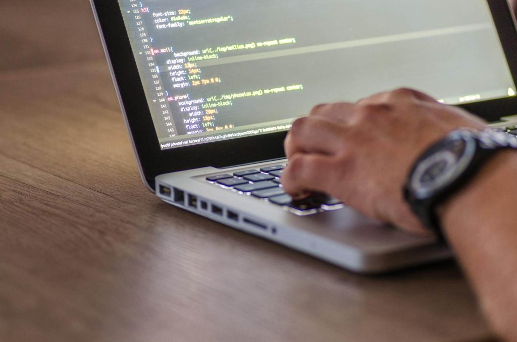 Cómo posicionar una web en google