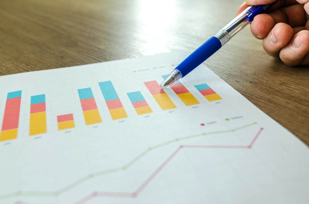 ¿Cuánto cobra experto en SEO?